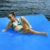 RELAX4LIFE 270 x 180 cm Wasserhängematte, Aufrollbare Schwimmmatte, Wasser Bett 300 kg belastbar (bis zu 5 Personen), Wasserliege aus 3-schichtigem XPE Schaum, Wassermatte für Erholung (Groß-Blau) - 8